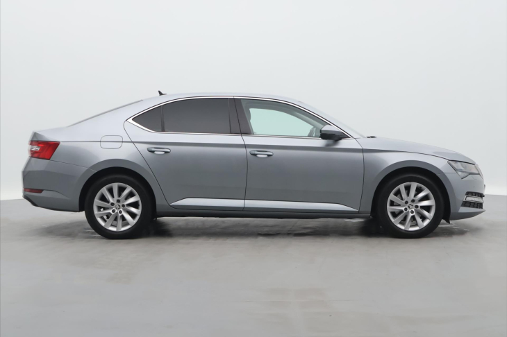 Škoda Superb 2,0 TDI 140kW Style 4x4 DSG CZ