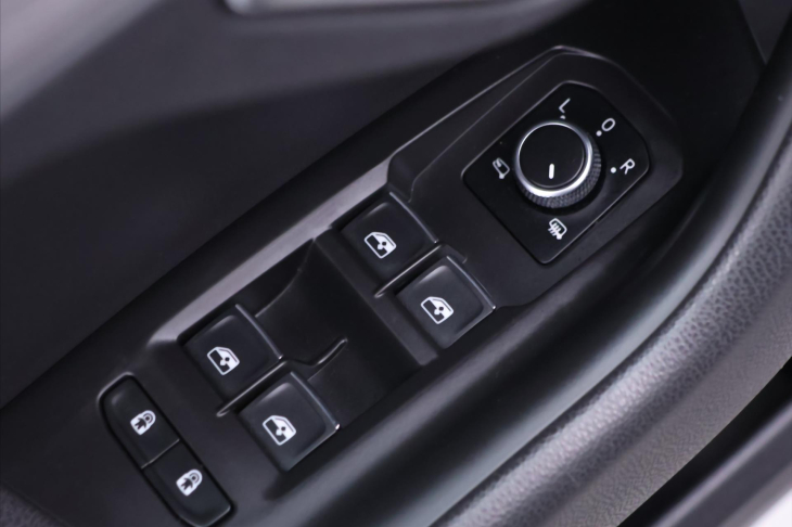 Volkswagen Touareg 3,0 TDI 170kW DSG 4M LED CZ