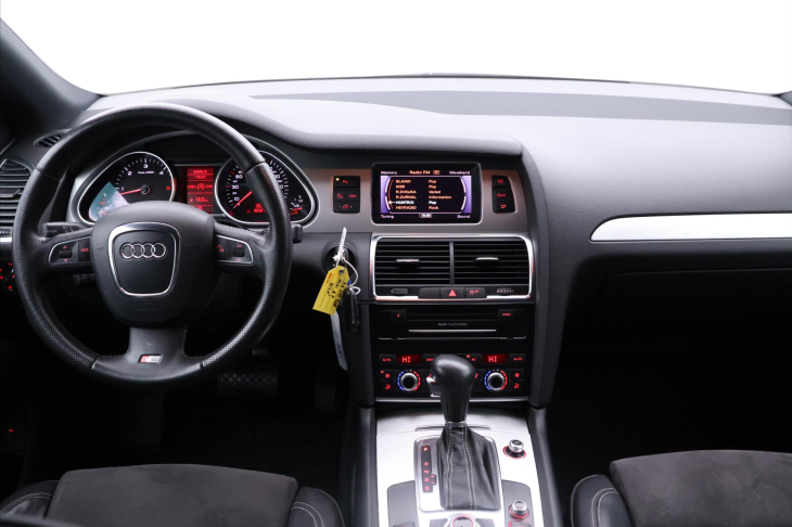 Audi Q7 3,0 TDI 176kW Quattro CZ