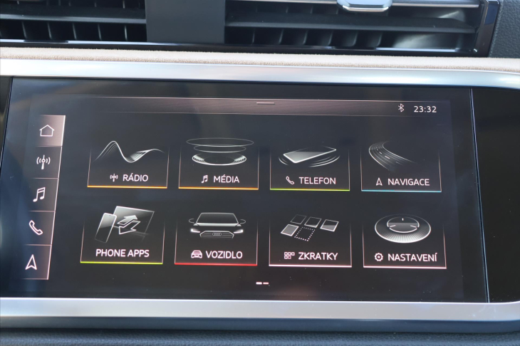 Audi Q3 2,0 TDI 110kW Advanced CZ DPH