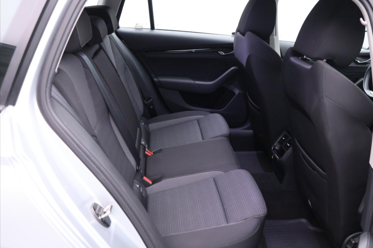 Škoda Octavia 2,0 TDI 110 kW 4x4 DSG DPH CZ