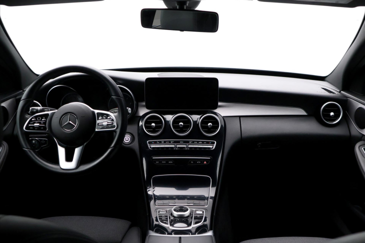 Mercedes-Benz Třídy C 2,0 220d Aut. Avantgarde