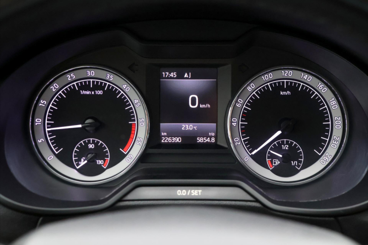Škoda Octavia 1,6 TDI Ambition LED Navi
