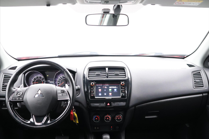 Mitsubishi ASX 2,0 Smart Mivec 110kW CVT CZ