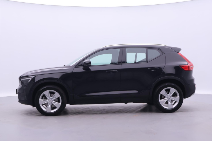 Volvo XC40 2,0 B3 120kW Core DCT CZ Záruka
