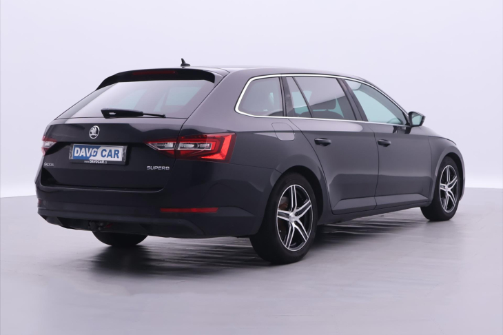 Škoda Superb 2,0 TDI 110kW Style Combi DPH