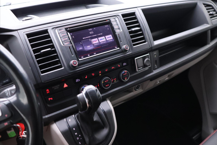 Volkswagen Caravelle 2,0 TDI 150kW Comfortline 9Míst