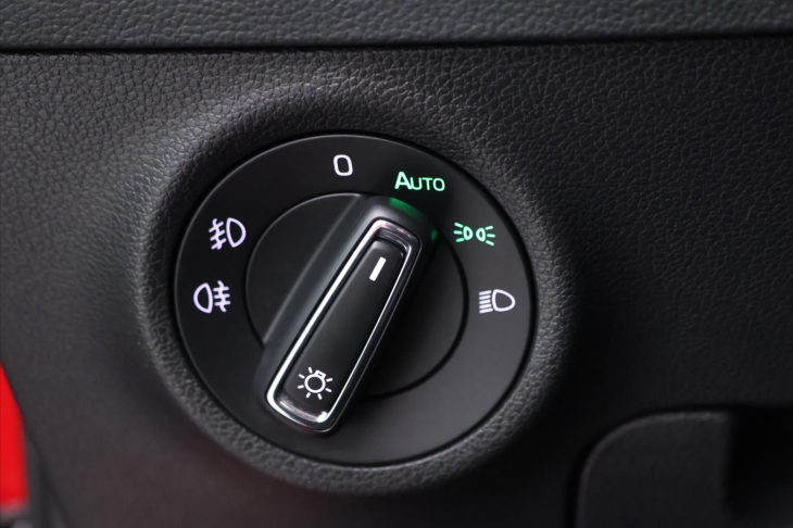 Škoda Karoq 2,0 TDI 110kW DSG 4x4 Style CZ