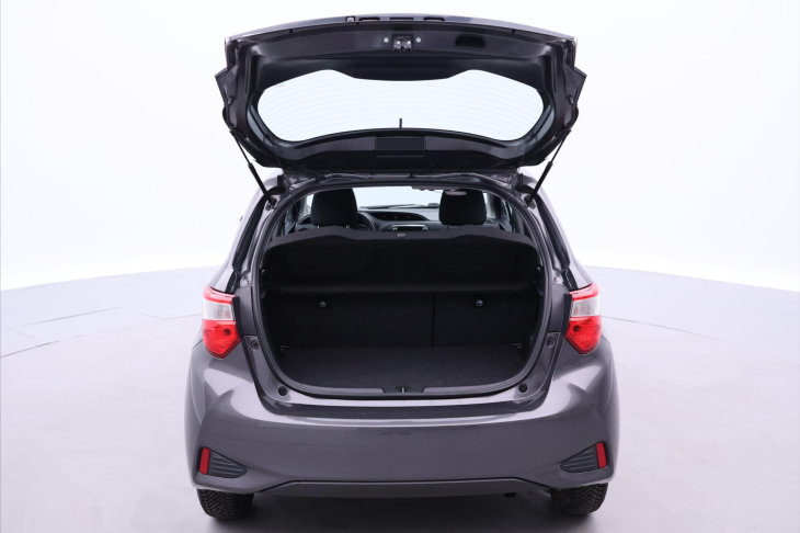 Toyota Yaris 1,5 VVT-i 82kW Aut.klima 1.Maj