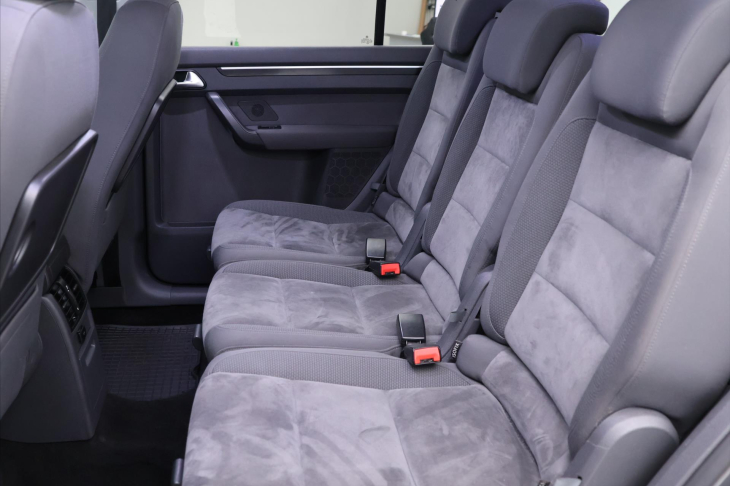Volkswagen Touran 2,0 TDI 125kW DSG Highline