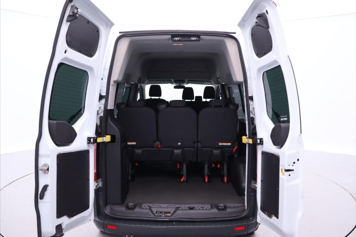 Ford Transit Custom 2,2 TDCi Titanium L2H2 9-Míst