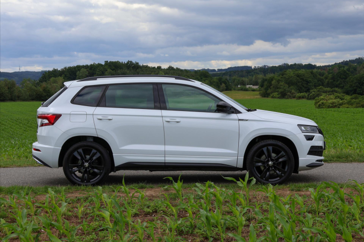 Škoda Karoq 2,0 TDI DSG 4x4 Sportline LED