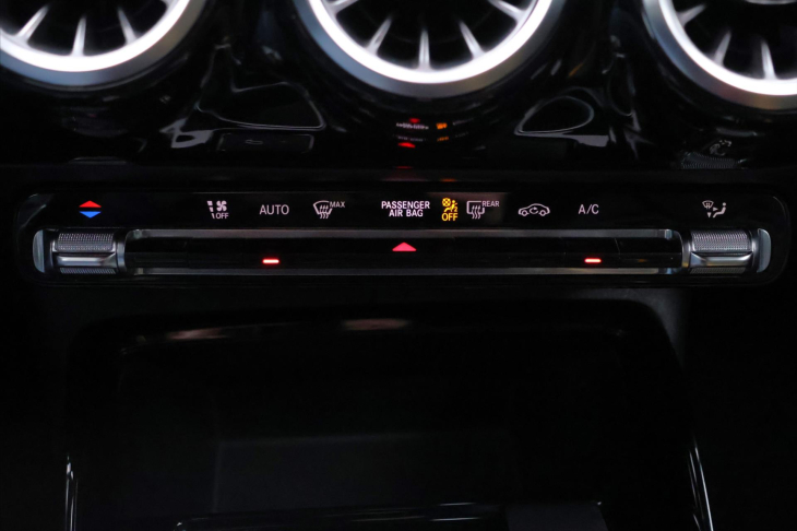 Mercedes-Benz Třídy A 2,0 310kW 45s AMG 4MATIC+ DPH