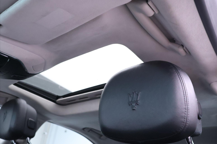 Maserati Ghibli 3,0 i 302kw 4X4 Q4