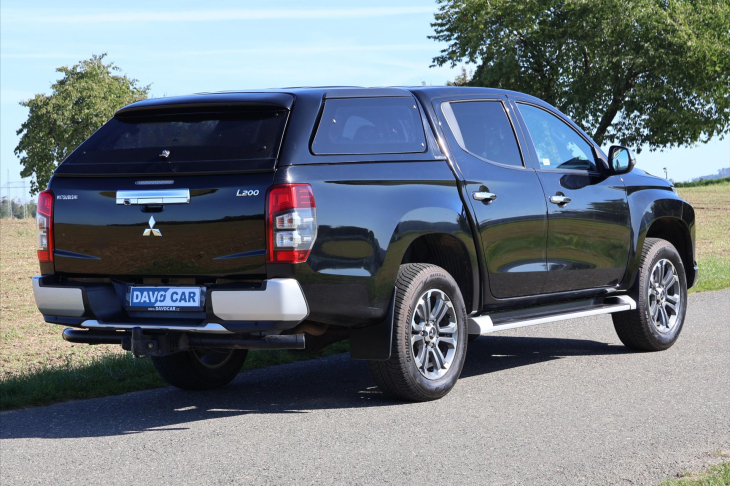 Mitsubishi L200 2,3 DI-D 4WD Intense 1.Maj DPH