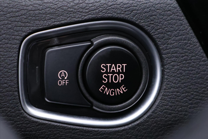 BMW X1 2,0 20i 131kW Aut. xDrive CZ