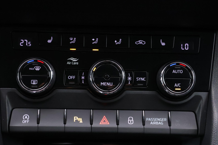 Škoda Karoq 1,5 TSI 110kW Style CZ 1.Maj.