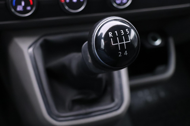 Volkswagen Transporter 2,0 TDI 66kW Klima 1.Maj. DPH