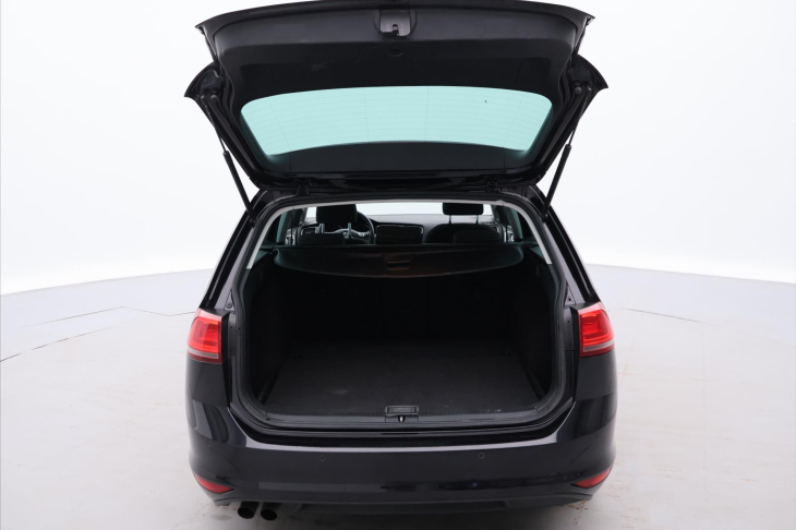 Volkswagen Golf 1,4 TSI 92kW Cup 1.Maj Navi