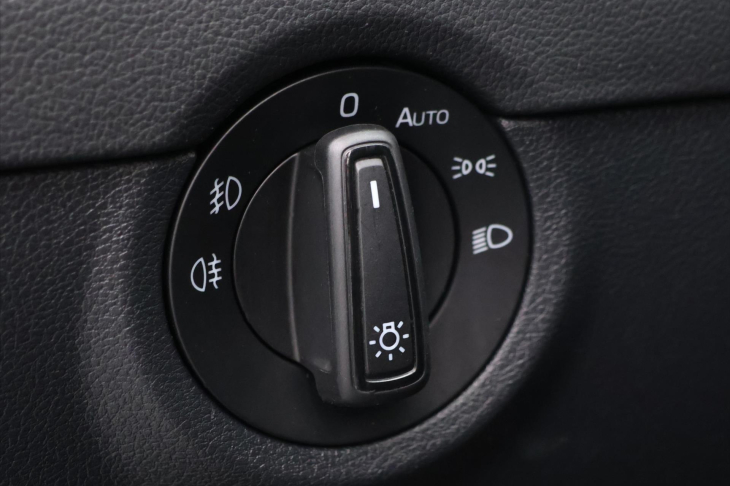 Škoda Octavia 2,0 TSI 140kW DSG Style CZ