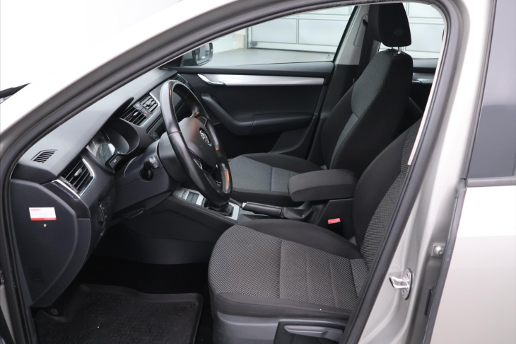 Škoda Octavia 1,6 TDI Ambition Klima CZ