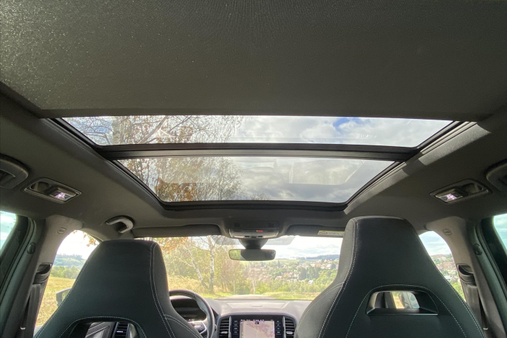 Škoda Karoq 2,0 TDI DSG Sportline 4x4 DPH