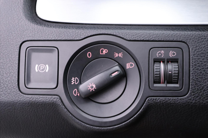 Volkswagen Passat 2,0 TDI 103kW Highline 1.Maj