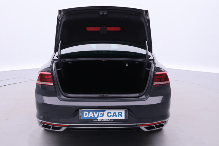 Volkswagen Passat 2,0 TDI 140kW DSG CZ R-line