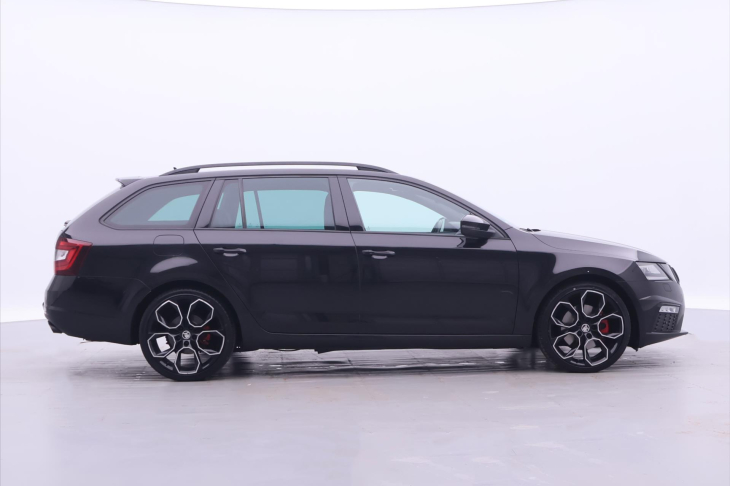 Škoda Octavia 2,0 TDI 135kW RS 4x4 DSG Virtual
