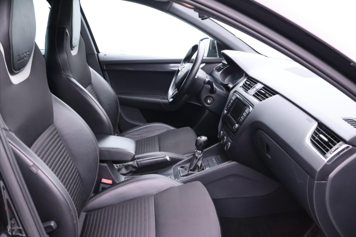Škoda Octavia 2,0 TDI RS 135kW Xenon Kůže