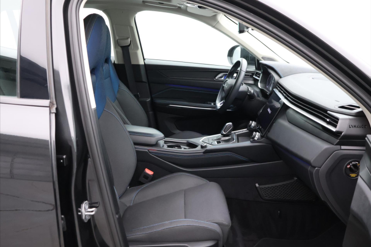 Lynk & Co 01 1,5 PHEV CORE 206kW Aut. 2.Maj