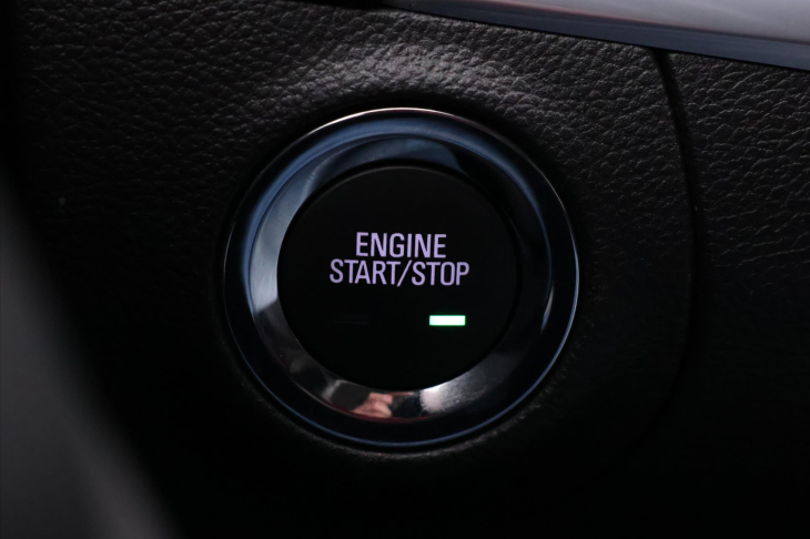 Opel Astra 1,4 T 110kW Aut. Innovation CZ