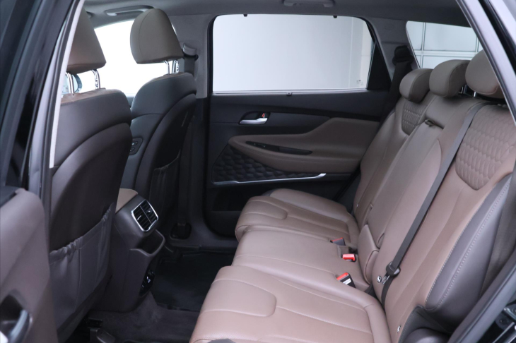 Hyundai Santa Fe 2,2 CRDI 147kW Aut. 4WD Luxury