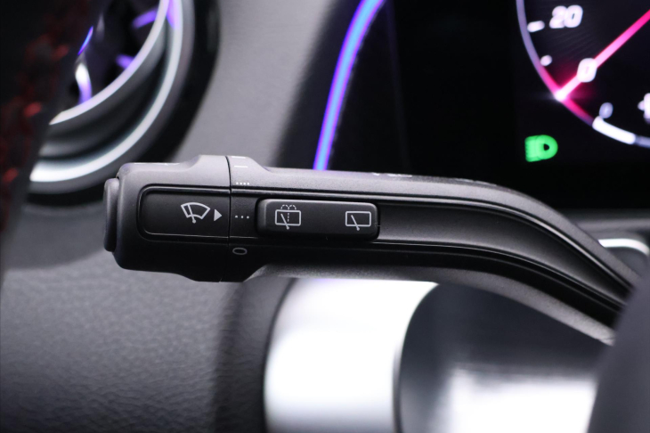 Mercedes-Benz GLB 2,0 200d 4Matic AMG Premium