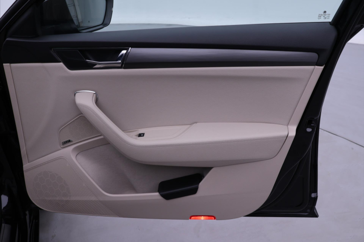 Škoda Superb 2,0 TDI 4x4 DSG CZ Style 1.Maj