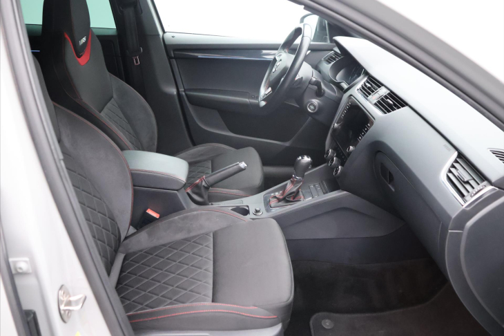 Škoda Octavia 2,0 TSi 180kW DSG RS CZ