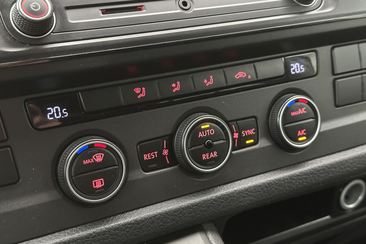 Volkswagen Caravelle 2,0 TDI 110kW DSG 9-Míst CZ