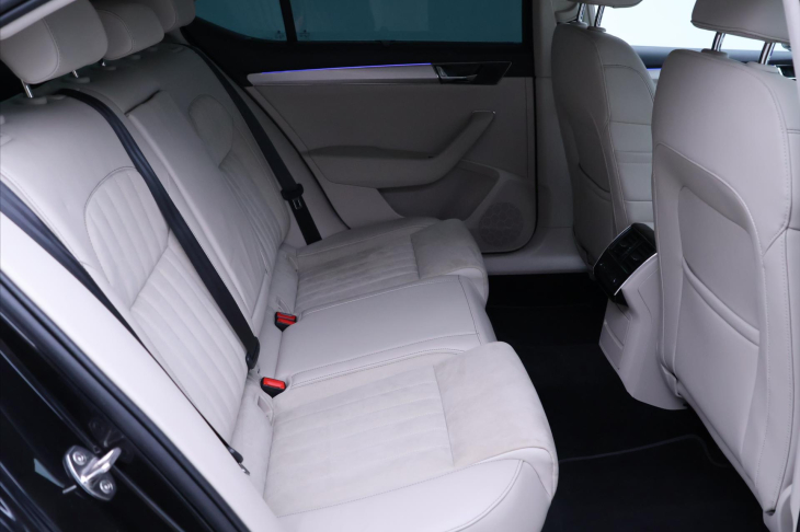 Škoda Superb 2,0 TDI  110 kW DSG DPH CZ