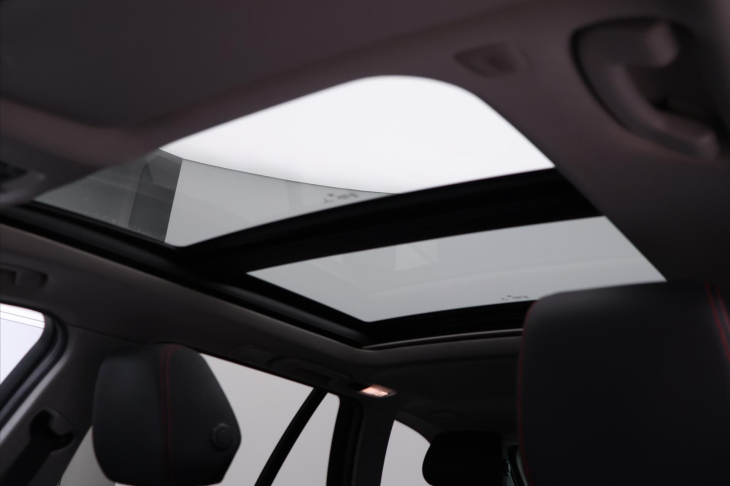 BMW Řada 3 3,0 330d 210kW Aut. xDrive