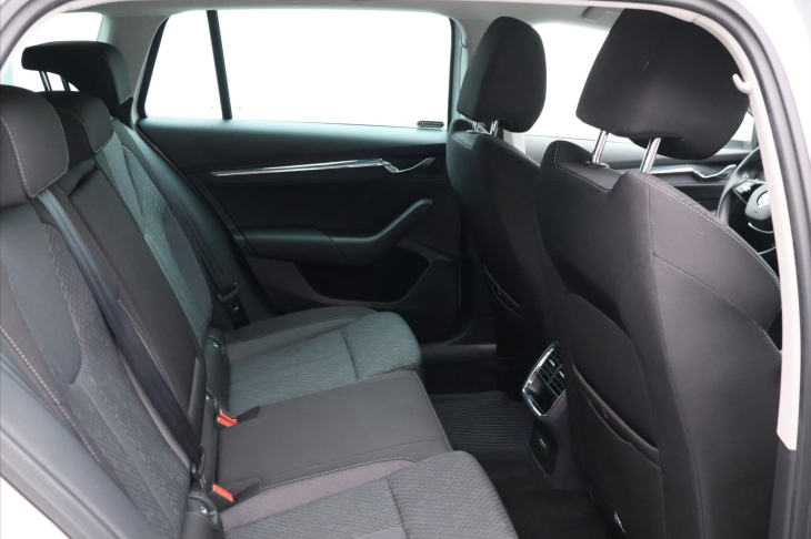 Škoda Octavia 2,0 TDI 110kW CZ Style Matrix