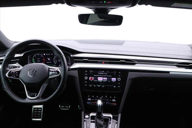 Volkswagen Arteon Shooting Brake 2,0 TDI 147kW DSG 4M R-line CZ