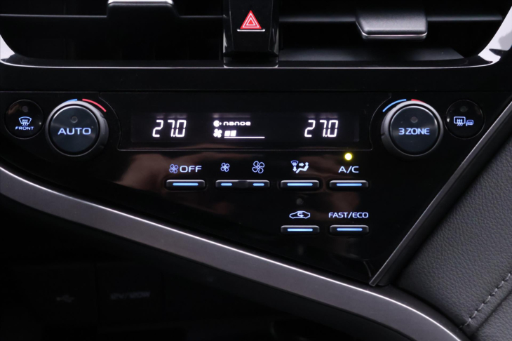 Toyota Camry 2,5 HB Executive CVT CZ DPH