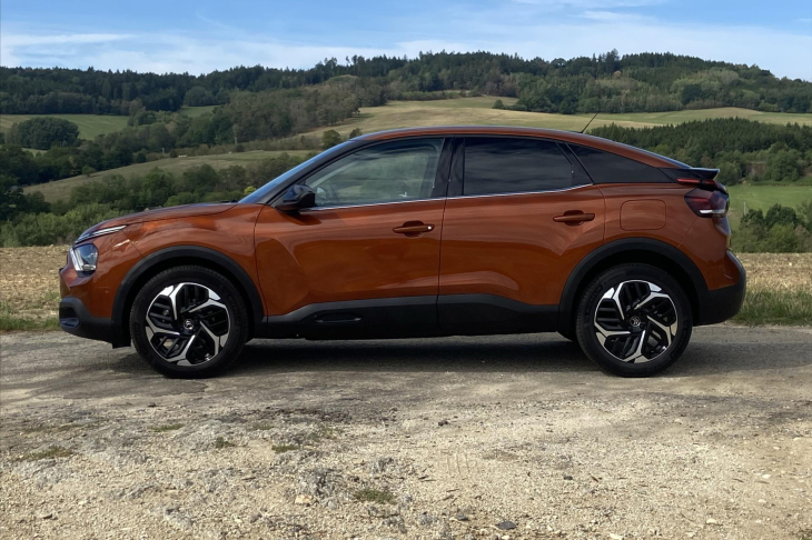 Citroën C4 1,2 PT 96kW Shine Aut Kůže HUD