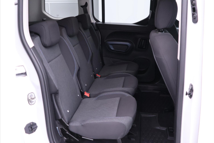 Peugeot Rifter 1,5 B-HDI 96kW Allure DPH CZ