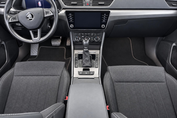 Škoda Superb 2.0 TDI 110kW Style DSG
