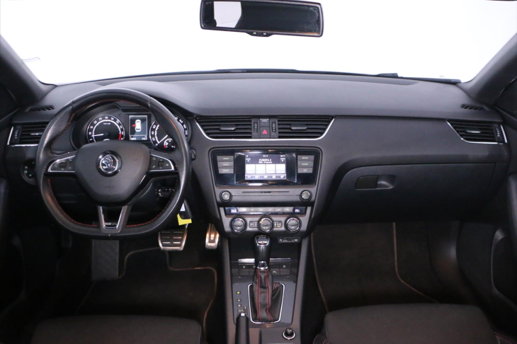 Škoda Octavia 2,0 TDI 135kW DSG Aut.klima RS