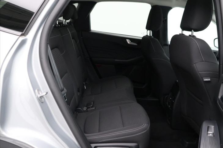 Ford Kuga 2,5 Hybrid 140kW AWD Titanium