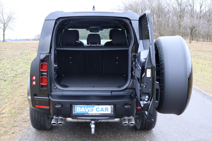 Land Rover Defender 5,0 110 P425 X-DYNAMIC CZ DPH