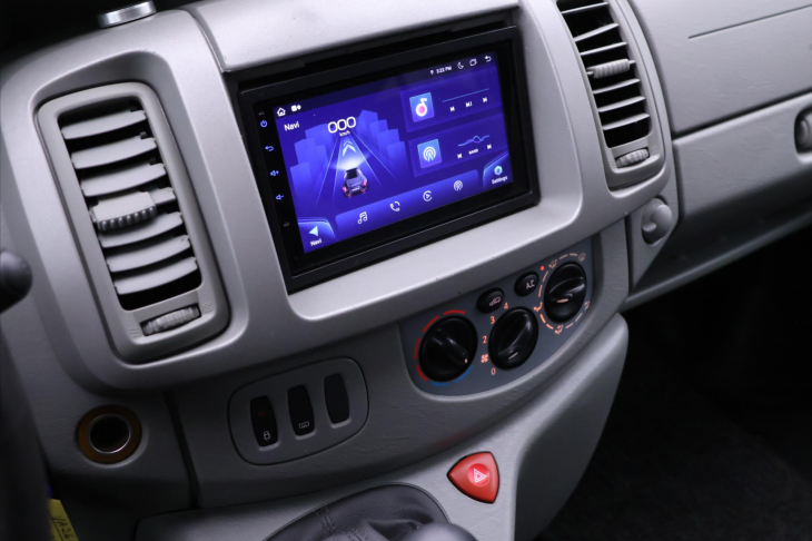 Renault Trafic 2,0 dCi 84kW Klima 9-Míst