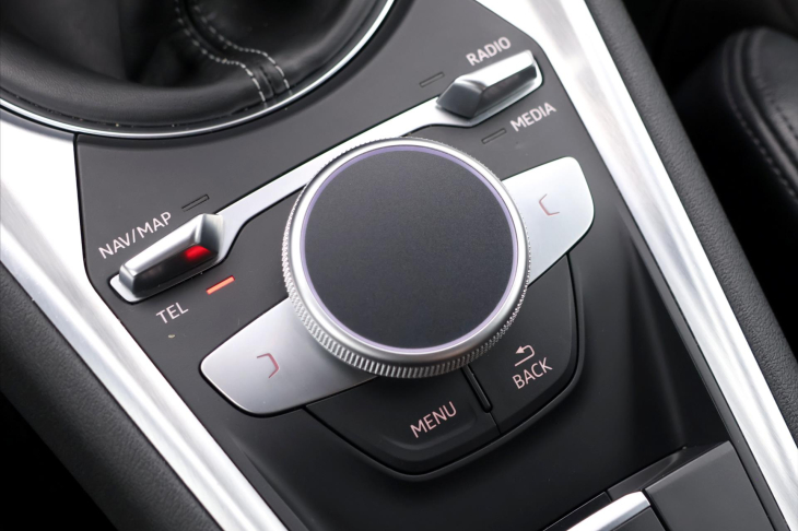 Audi TT 1,8 TFSI 132kW S-line 1.Maj